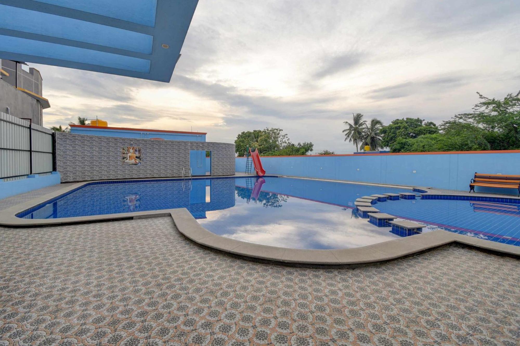 Collectipn O Pradee Queen Resort Chennai Exterior foto